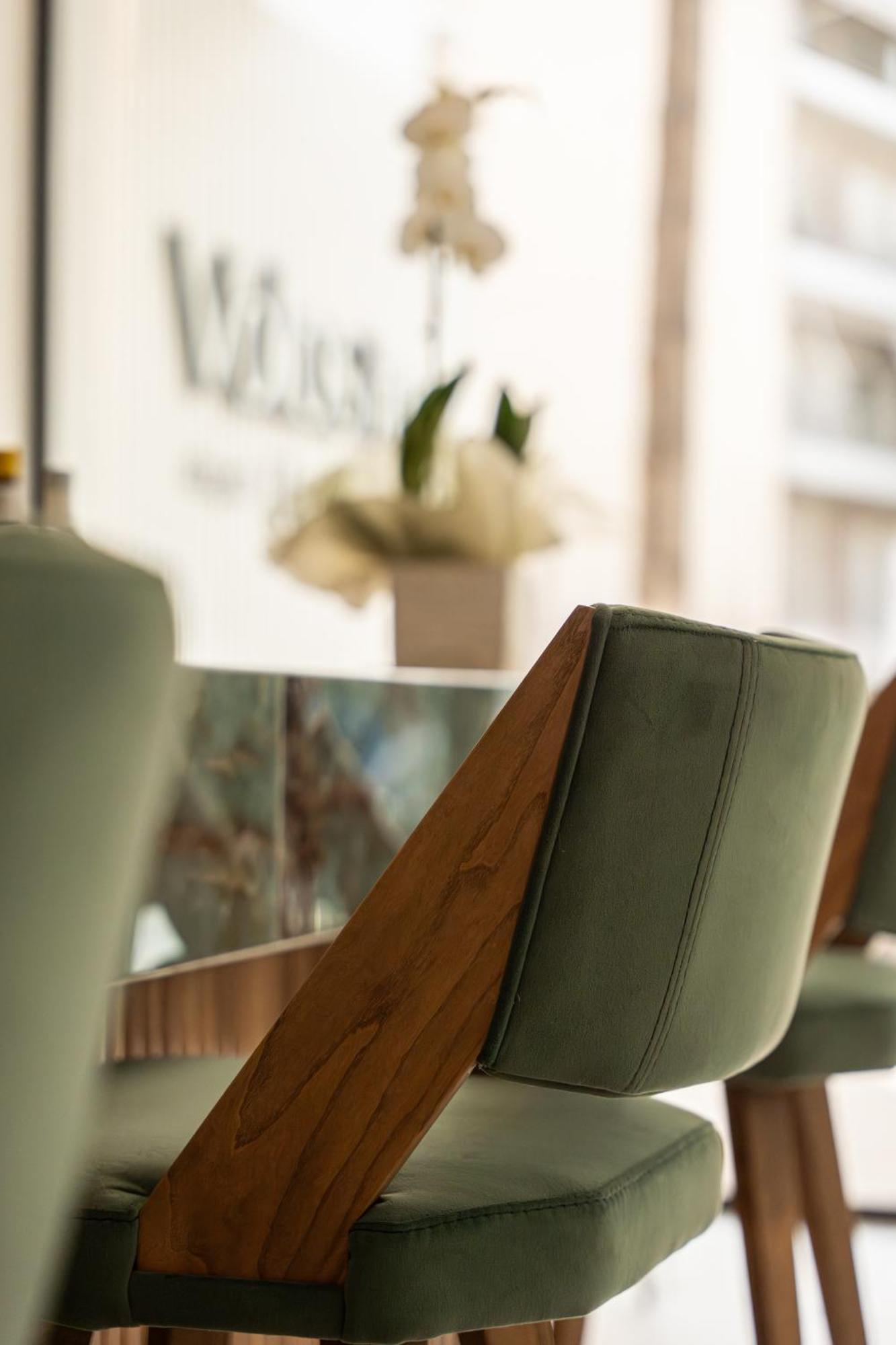 Volos Inn Hotel エクステリア 写真