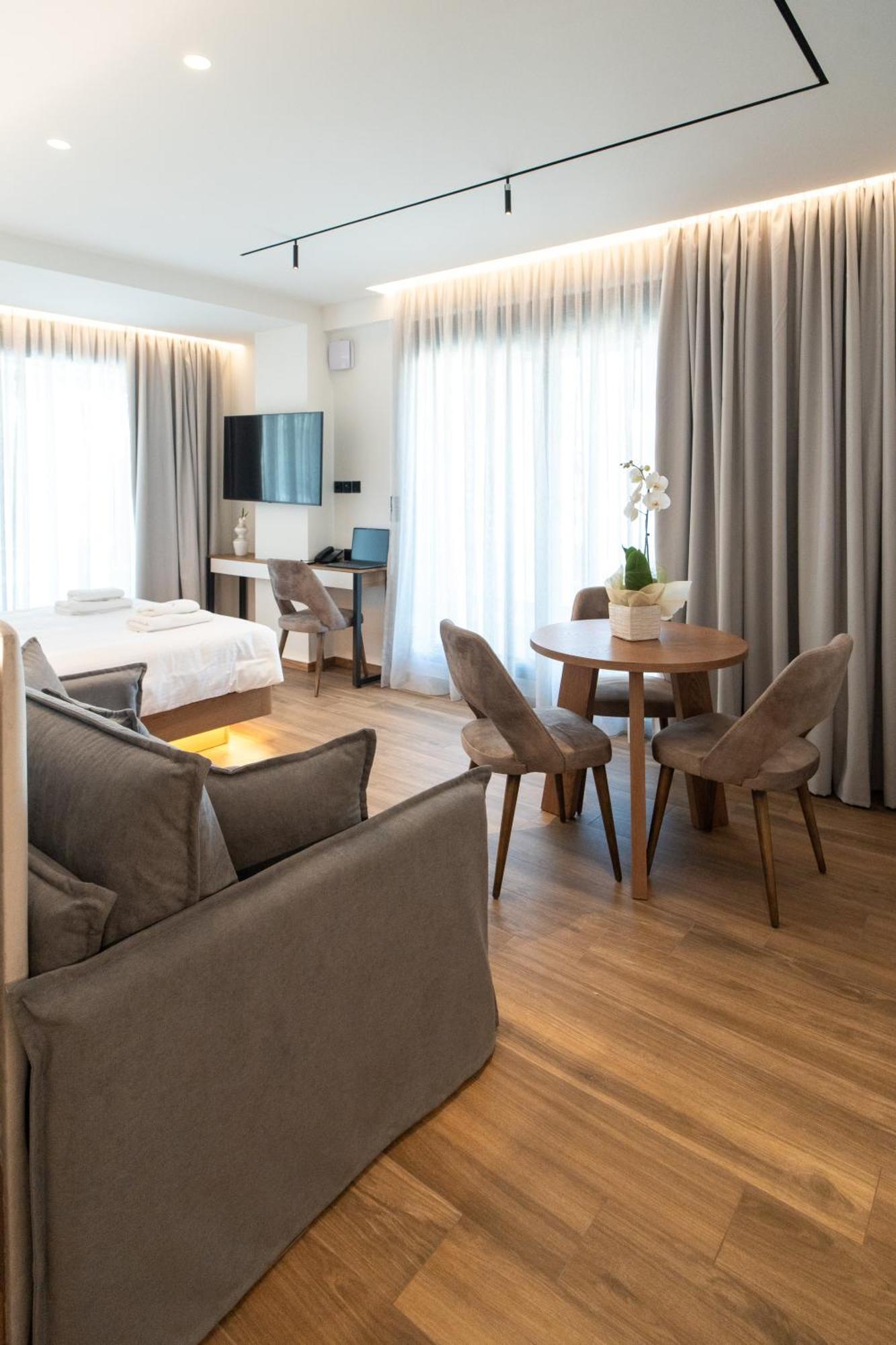 Volos Inn Hotel エクステリア 写真