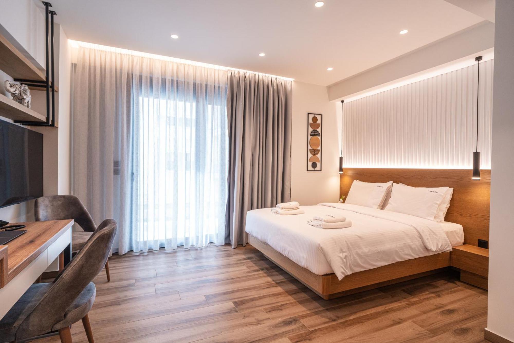 Volos Inn Hotel エクステリア 写真