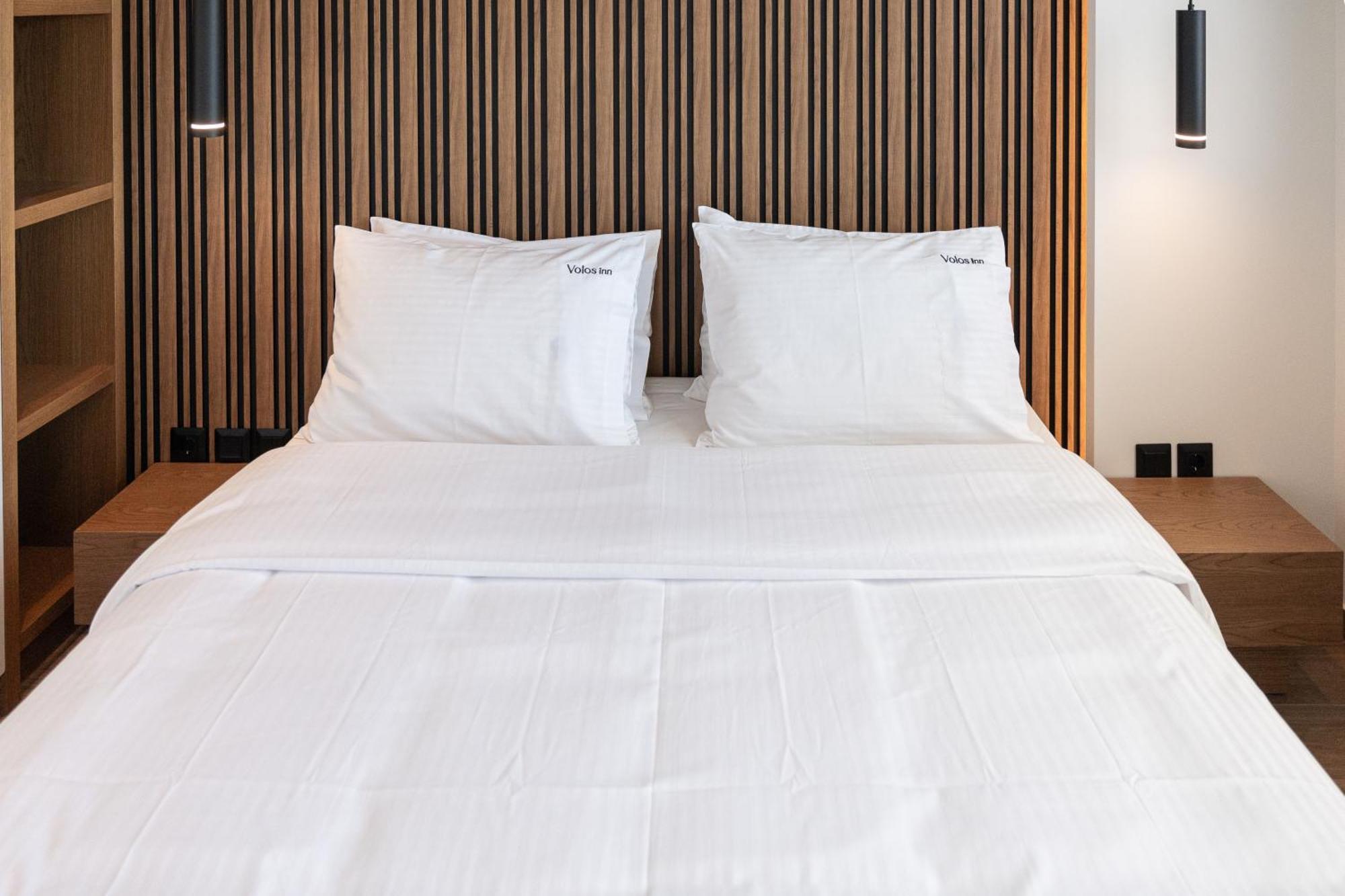 Volos Inn Hotel エクステリア 写真