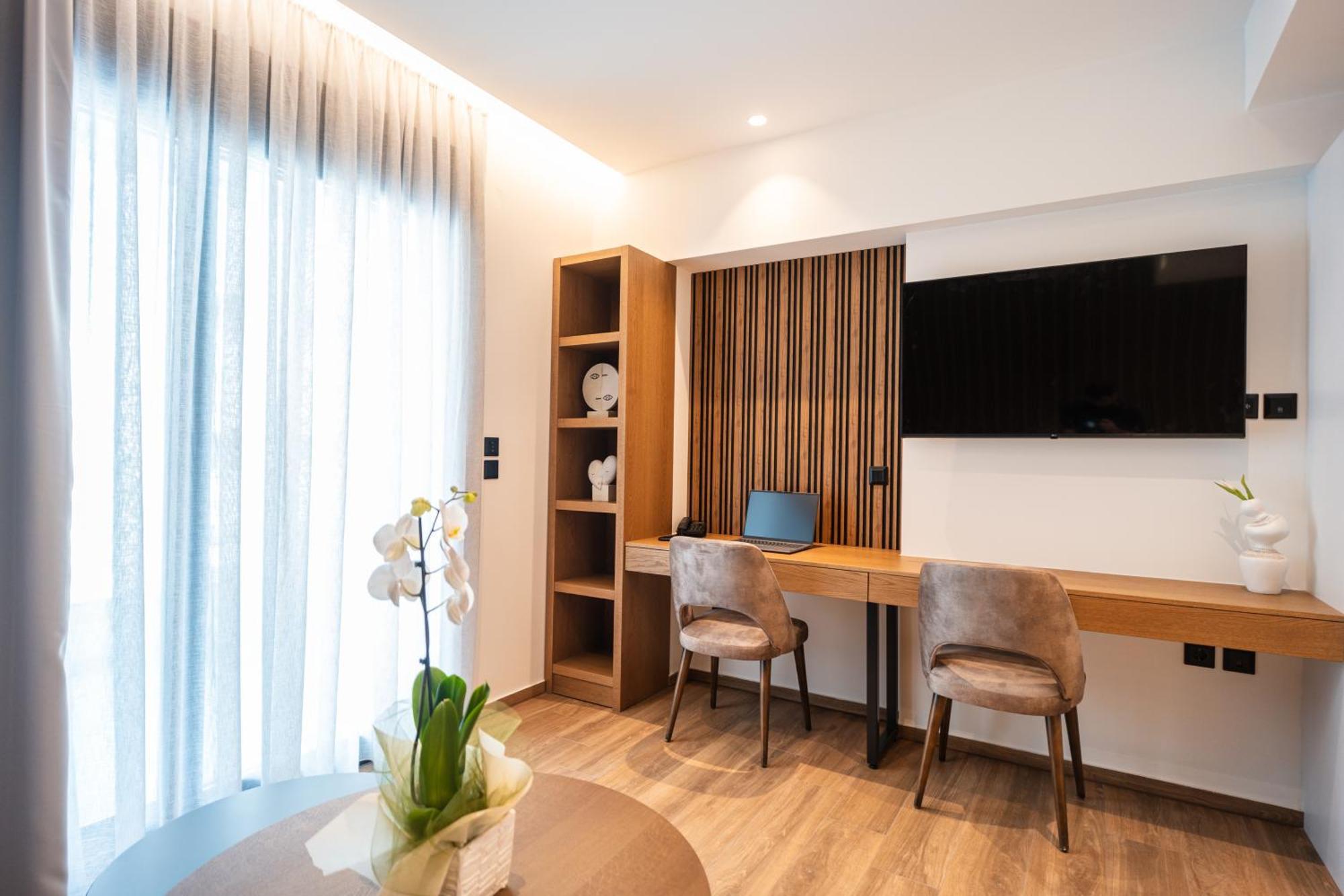 Volos Inn Hotel エクステリア 写真